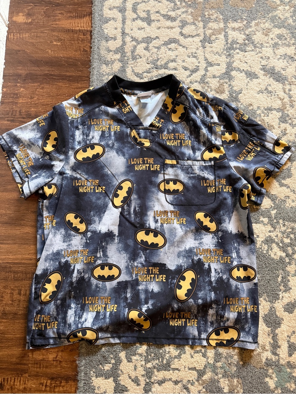 Men’s Batman Scrub Top Size XXL